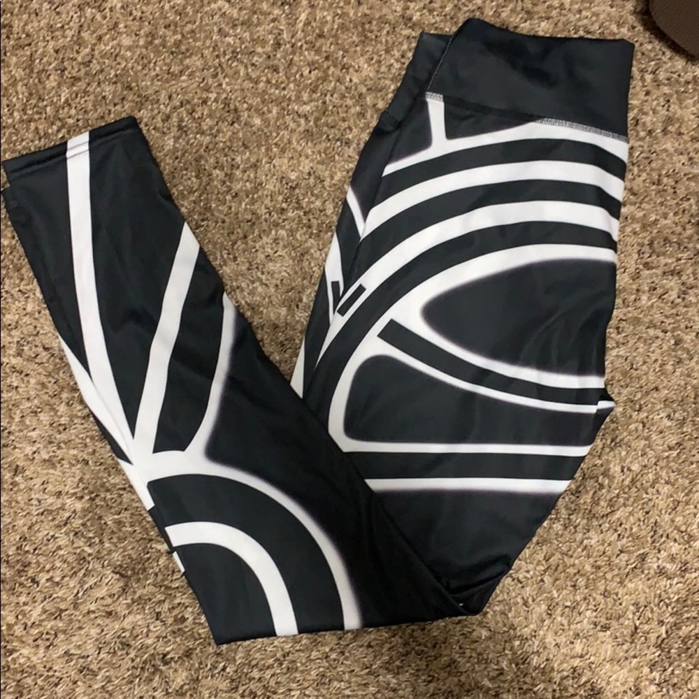 Generic brand tights